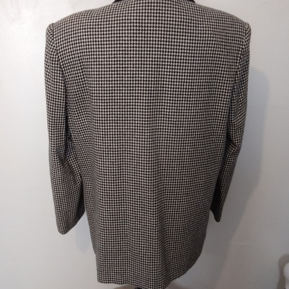 Sag Harbor Jacket - Picture 3 of 6